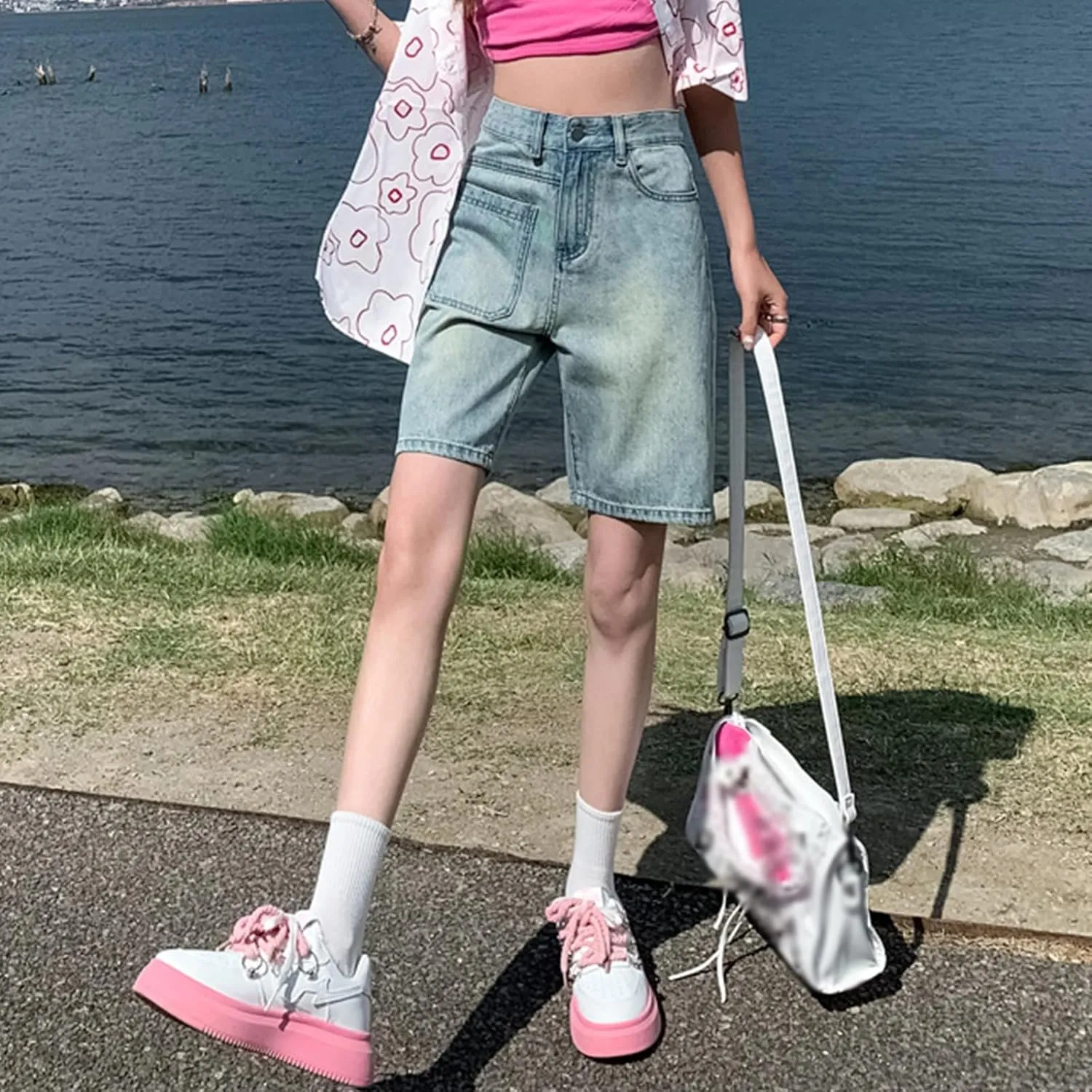 High Waisted Denim Bermuda Shorts for Women Straight Wide Leg High Rise Jean Shorts Y2k Baggy Shorts with Pockets