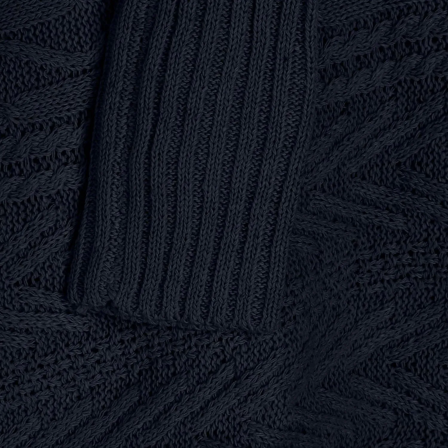 Womens Cable Knit Sweaters, Crewneck Long Sleeve Pullover Tops Casual Chunky Knitted Sweater