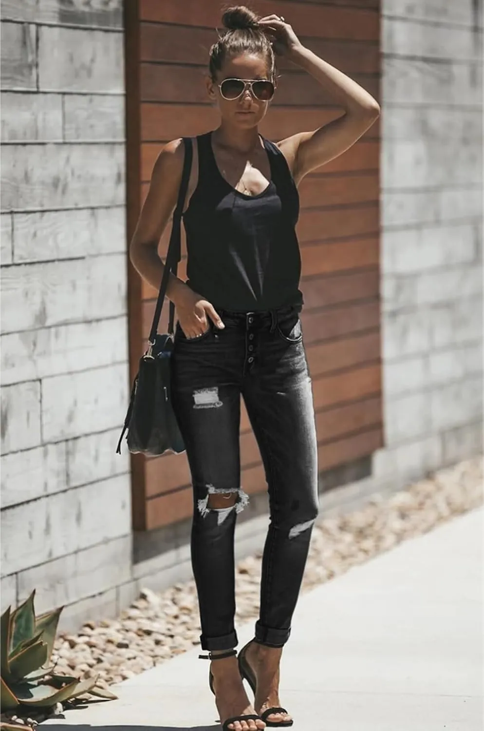 Women's Distressed Mid Waisted Boyfriend Jeans Loose Fit Ripped Stretchy Denim Pants